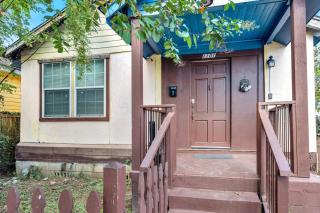 3br Retreat With Backyard In Mid-city - 5