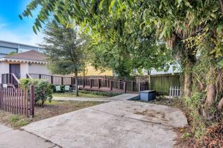 3br Retreat With Backyard In Mid-city - 8