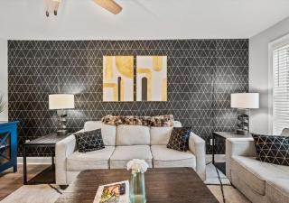 Bubbly Chateau in Park Circle - 6