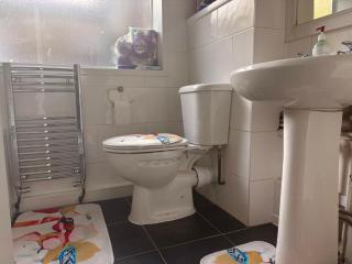 Tottenham Stay-Diem - 4