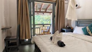 Dokchampa River View Villa - 1