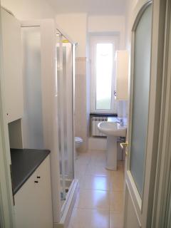 Bilocale luminoso in centro a due passi dal mare - 4