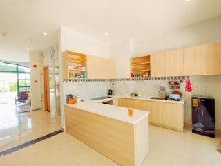 Alisa Phu Quoc Hotel - 2