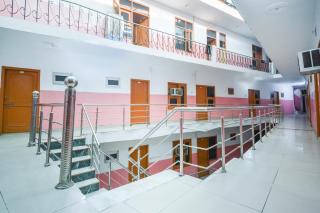 SPOT ON 36686 Hotel Om Shanti Palace - 9