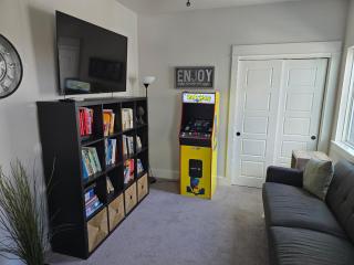 Actually walkable to square & Private Heated Pool - 4