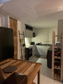 Modern duplex 5 minutes from downtown - 4