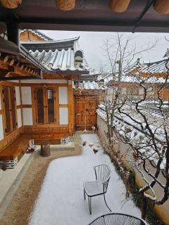 Chaehyodang Hanok Stay - 4