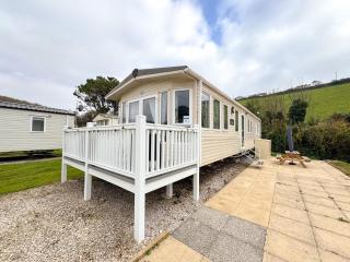 Caravan at Challaborough Bay Holiday Park - 0