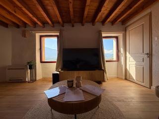 Charming stone house in Eus - Vue sur les Montagnes & Confort 2025 - 3