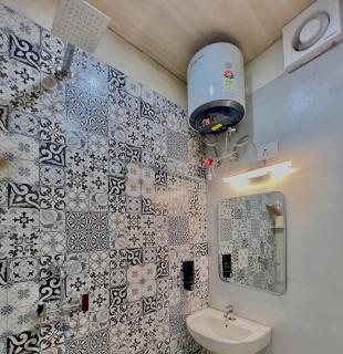 Jaipur Niwas Silverstone Pet friendly Studio Flat with Balcony - 9