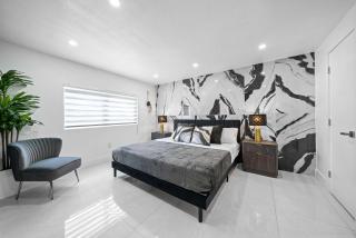 Luxury Villa Solara w Heated Pool Hot Tub BBQ - 5