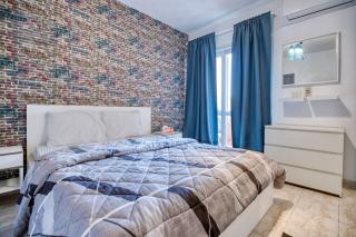 Host Prime Two bedrooms Rehab - 2