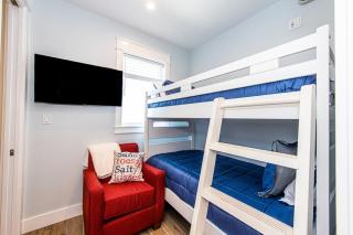 Blue Marlini Ocean views and private heated pool - 4