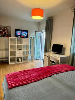 Triple room in a House with a pool - 2