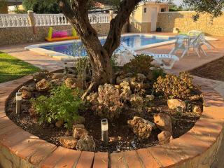 Villa Loli, Quiet villa with pool, next to beach and city - 3