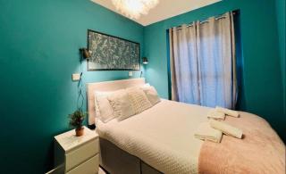 Belmont Apartments - 3