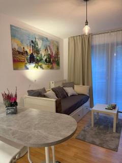 Moderne Ferienwohnung beim Augustinerkloster direkt in der Altstadt - 0