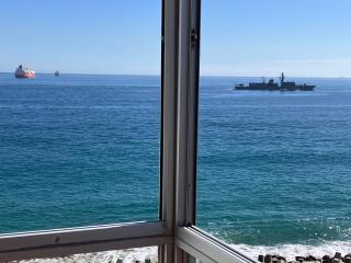 Beachfront apartment in Viña - 1