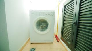 Chic 2BR l Pool Access, Free Parking & near TGV - 8