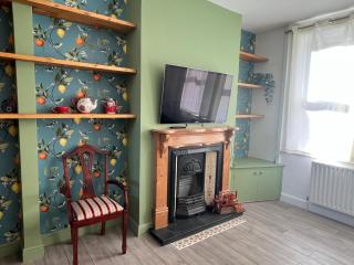 Hartoft House, 3 Bed, Near River and City - 7