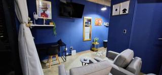 The OneStays Enclave - Maboneng Studio Apartment with Backup Power - Hallmark House - 1