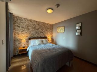 CR MARIPOSA RENTALS Peaceful Escazú Getaway, Pool, Wi-Fi & Work Space - 4