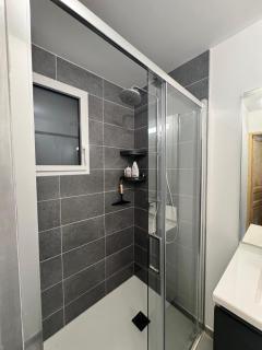 Appartement neuf T3 avec jardin au bord du lac - 9