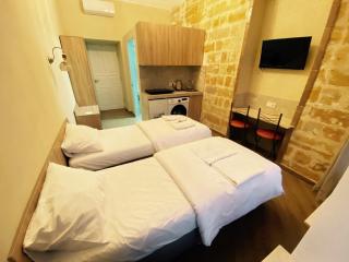 Апарт-готель в центрі міста - 1