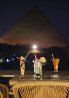 stomeo pyramids view - 3