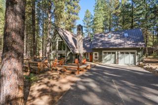 Spring Home 6 - Cozy 4BR Cabin in Black Butte Ranch w Fireplace - 6