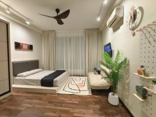 Molek Regency Cozy Studio 15 min to CIQ -4pax 1 CP - 0