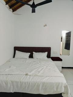 Dholavira Desert Homestay - 1