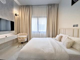 Signature Vista Studio Apartment - 2