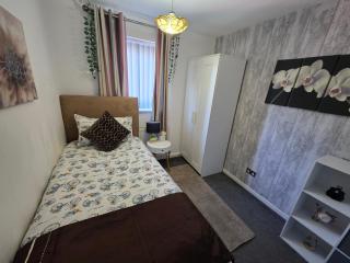Stylish and Comfortable Home - 6