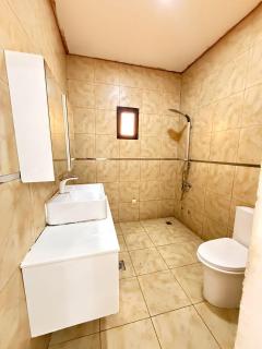 Three-bedroom with Pool Two Suites in a Gated Community - 8