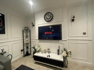 The Diamond Retreat - 7