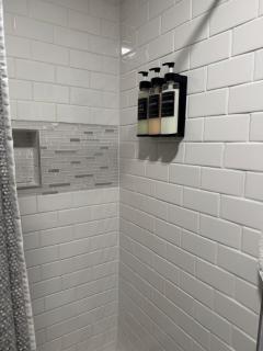 Modern Stay in Downtown Jersey City, Close to NYC! - 4