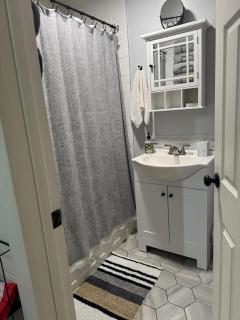 Modern Stay in Downtown Jersey City, Close to NYC! - 2