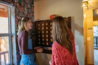 Hot Tub-Game Room-Nintendo Switch-BBQ - 1