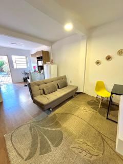 Casa Buarque de Macêdo 494 - 8