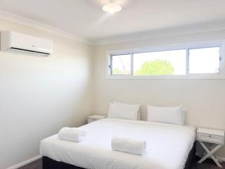 Eliza's Escape 2 Wagga CBD - 4