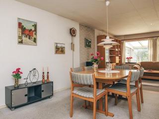 6 person holiday home in Hals - 4