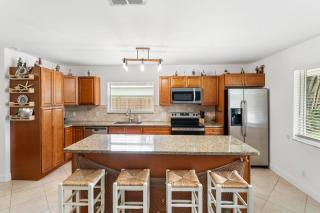 Jupiter Coastal Cottage - 7