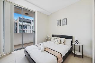 Skyport Retreat 3 Bed w 2 Parking Airport - 4