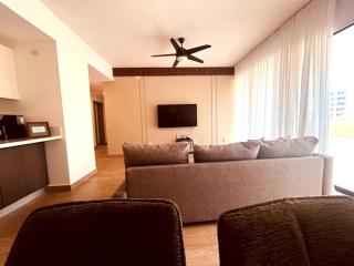 Condo RDC 3 ch. avec jacuzzi privé + lagon - 7