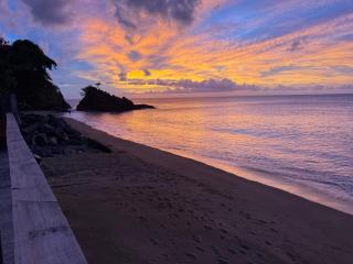Birdies Nest Upper 2 Bedroom Beach View - 2