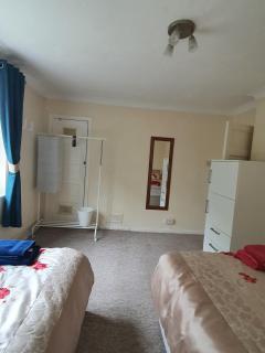 a cosy three bedroom house in welwyn garden city - 8