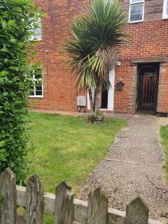 a cosy three bedroom house in welwyn garden city - 6