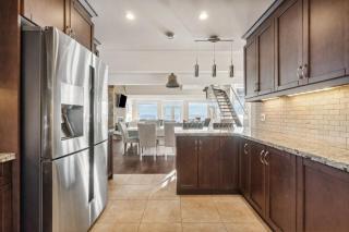 Vista Del Mar 596 - 2