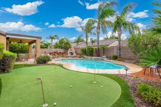 Relaxing Desert Ridge Home Pool & Putting Green - 0